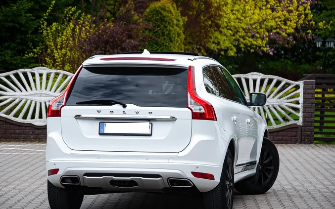 Volvo XC 60 cena 77900 przebieg: 181000, rok produkcji 2016 z Świątniki Górne małe 781